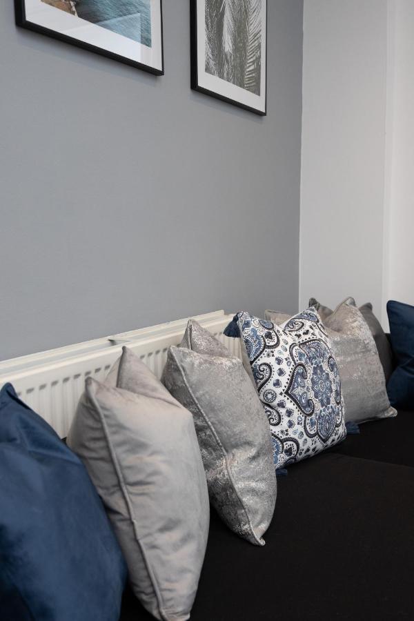 Charming Apartment In The Heart Of Pimlico London Exterior foto